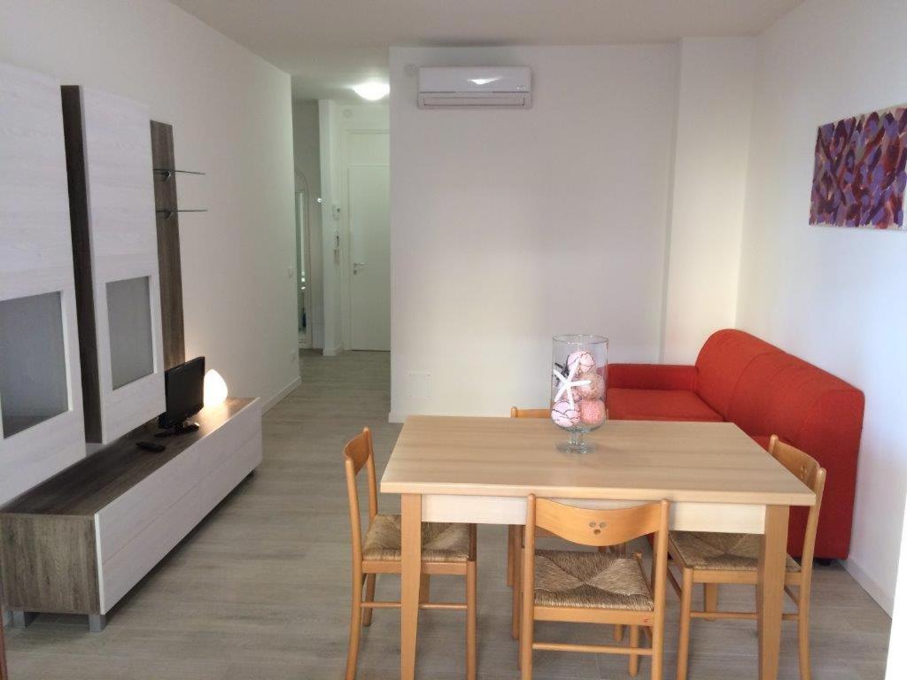 Residence Panfilo - Walterigato Apartments Solo Per Famiglie Lido di Jesolo Kültér fotó