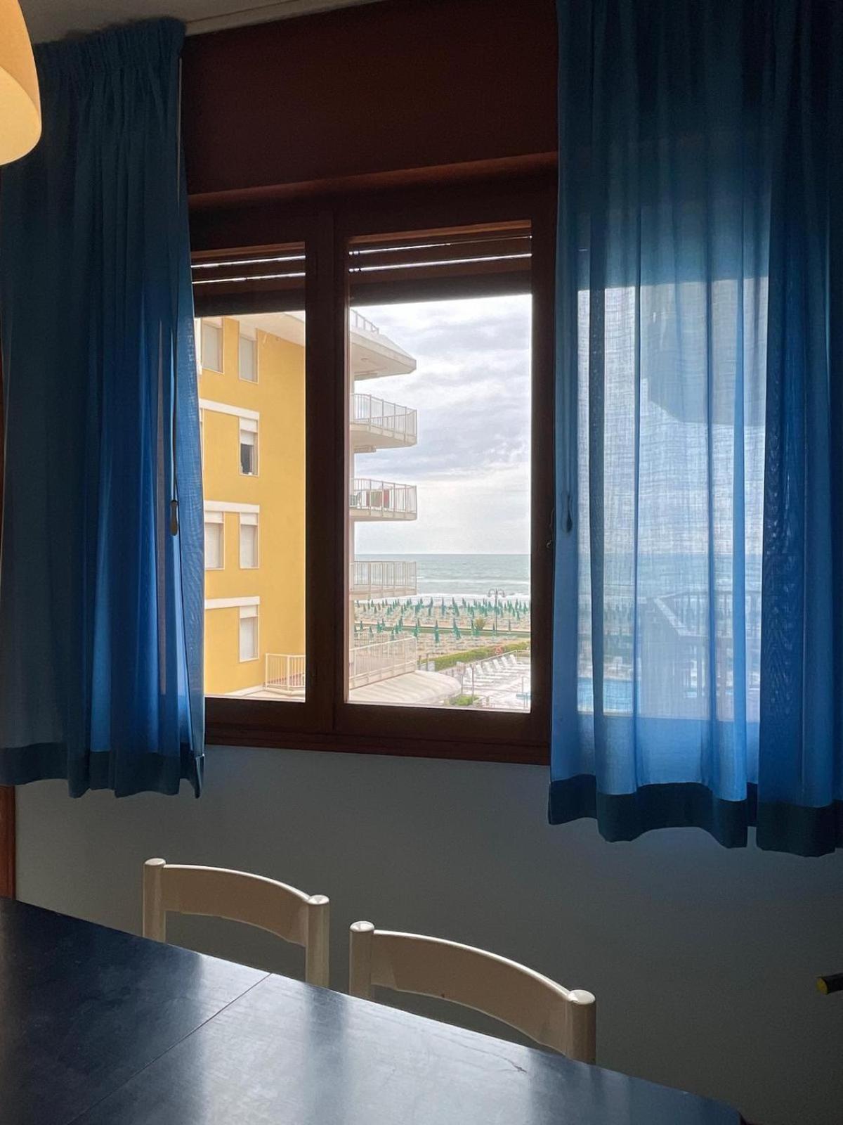 Residence Panfilo - Walterigato Apartments Solo Per Famiglie Lido di Jesolo Kültér fotó